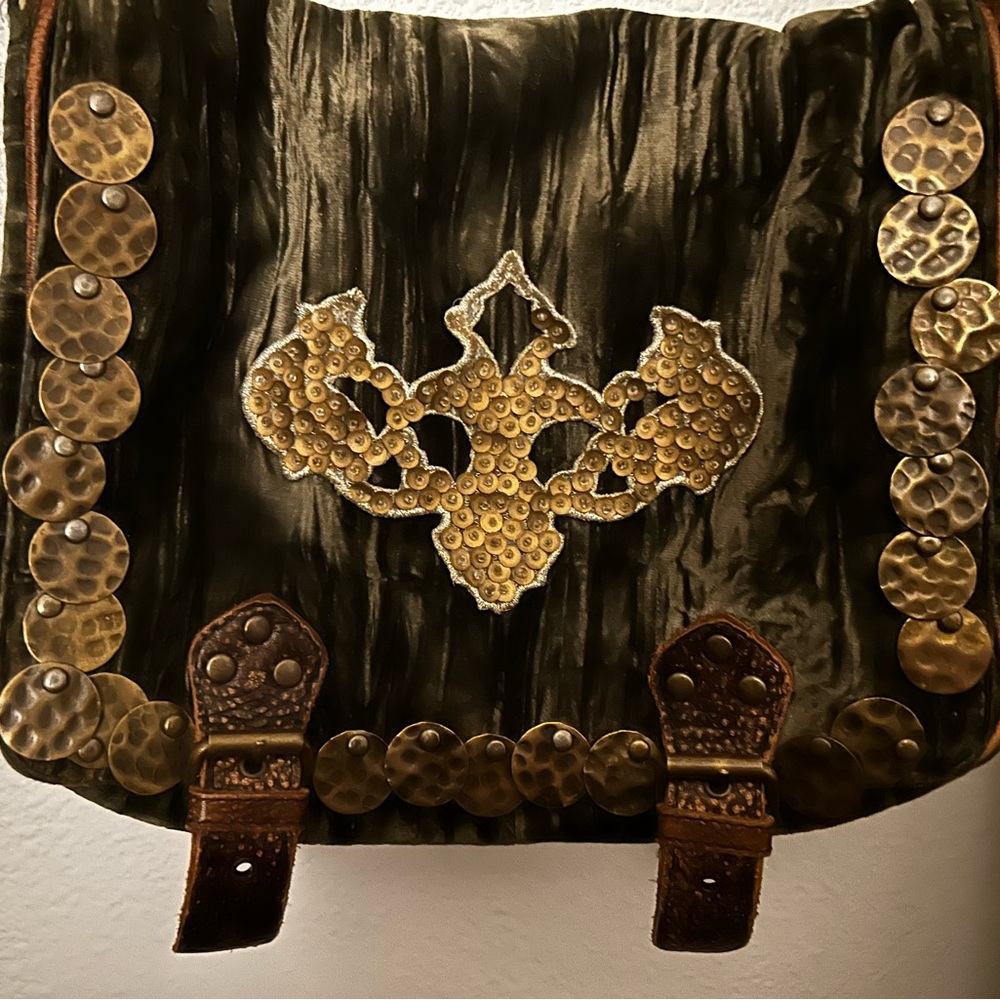 Betsy Johnson Crossbody purse